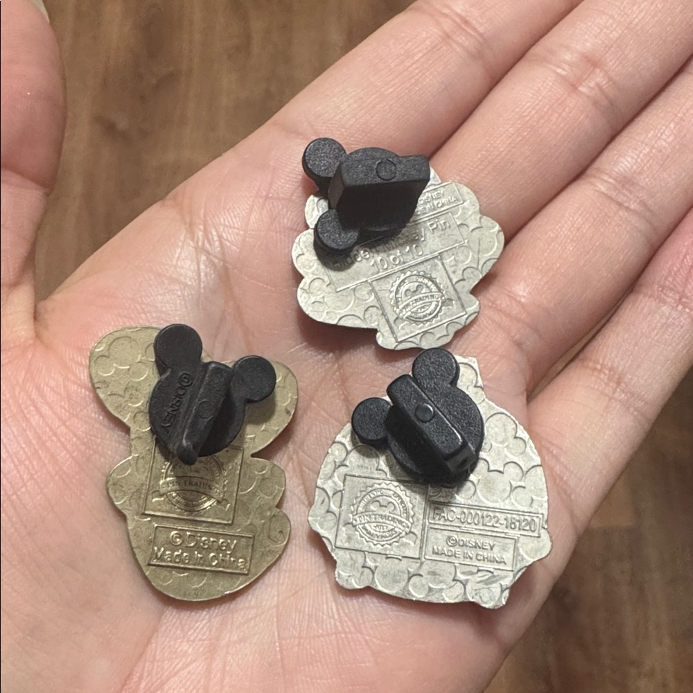 Disney Pin Lot - Picture 4 of 4